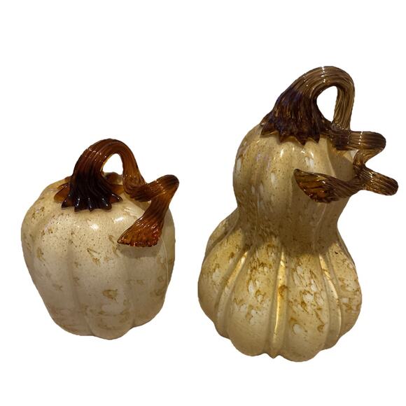 2 Hand Blown Art Glass Pumpkins High Quality - Nice Swirls with vines - Picture 1 of 9